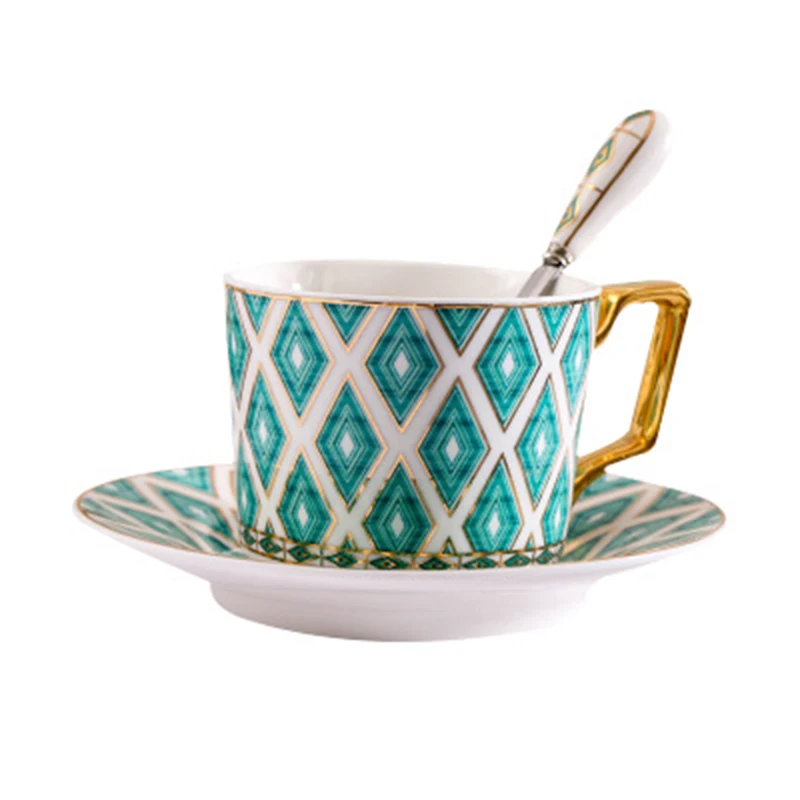 
Европейская креативная керамическая кофейная чашка с подносом и ложкой из Пномпеня 