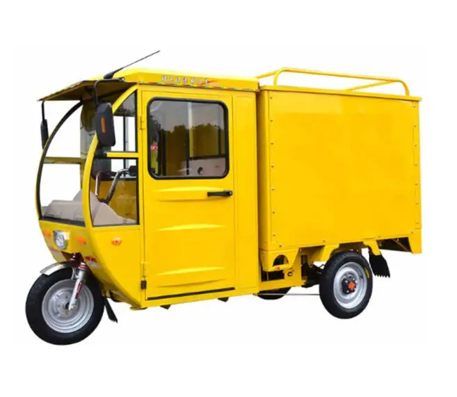 Fully enclosed electric tricycle can transport vegetables and fresh seafood cold drinks