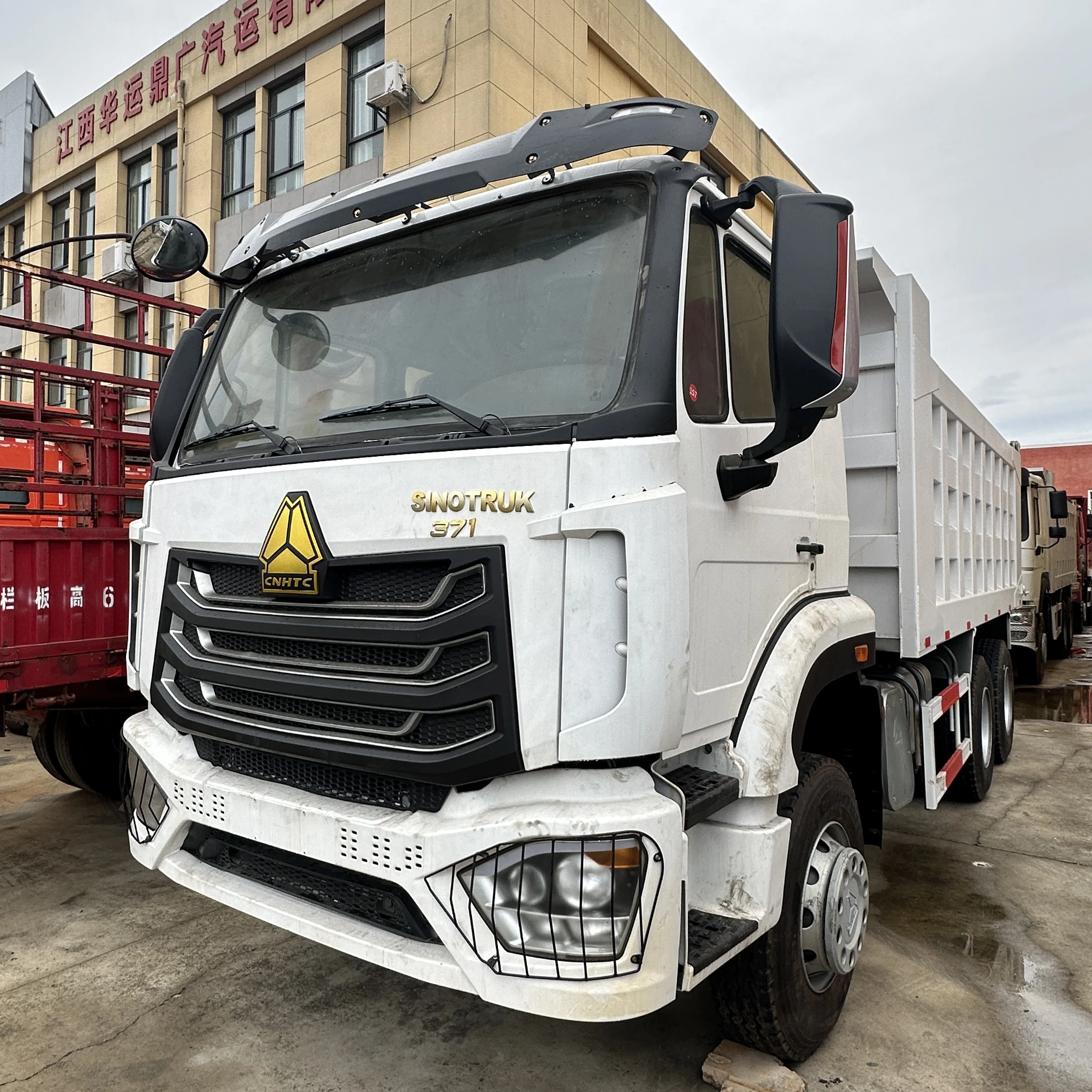 Грузовик Sinotruk Hohan NX с колесами WEICHAI Howo 6x4 10 371HP 380HP 400HP евро II самосвал