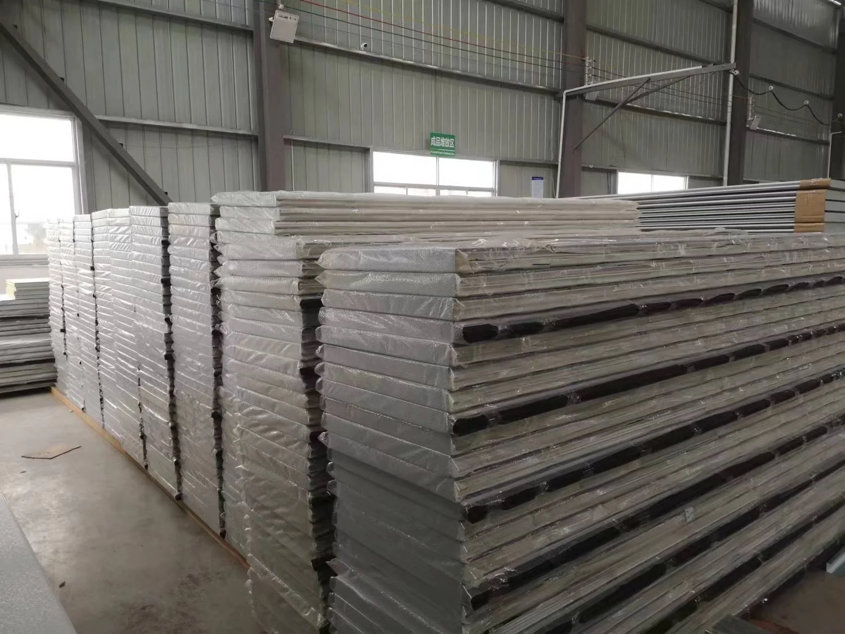 Sectional Double Garage Doors American Steel New Modern Glass Plastic Graphic Design Tempered Glass Glass Car Door Colorful