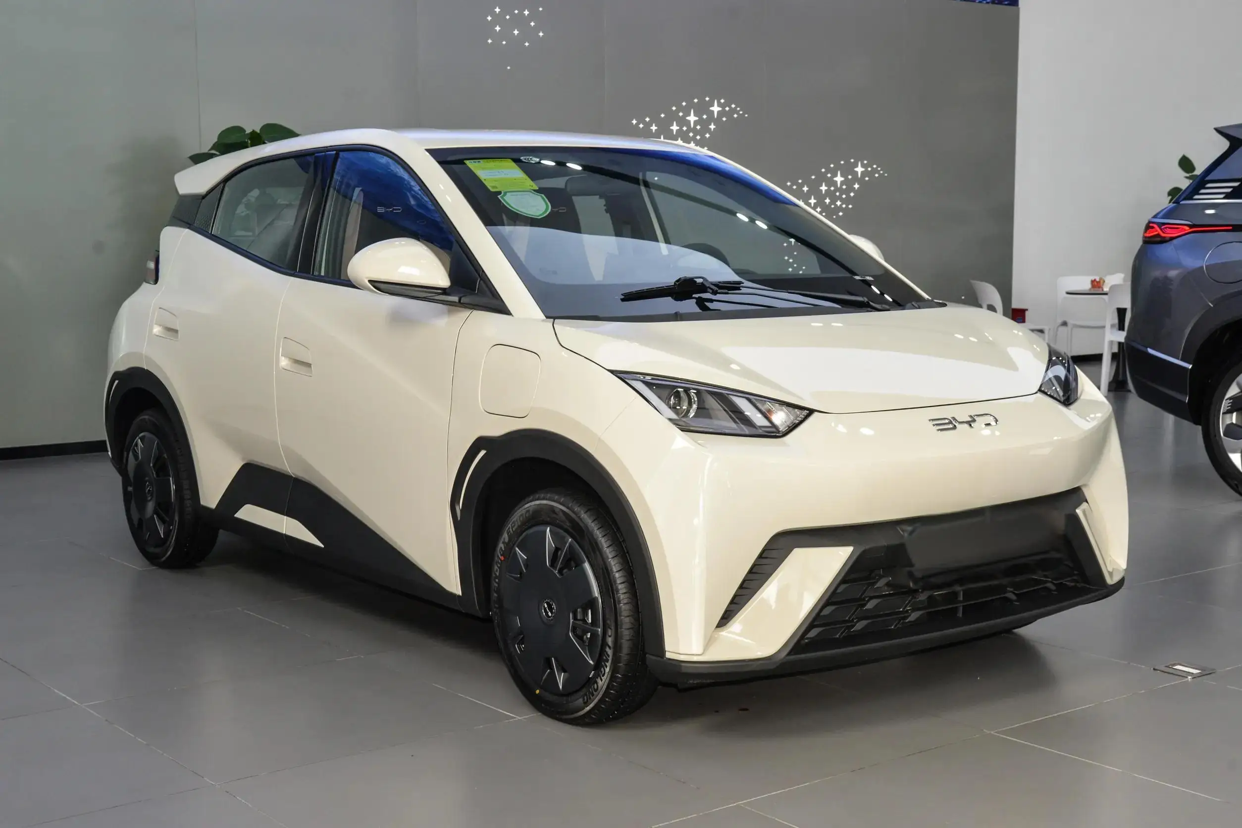 BYD Seagull EV дальность 305 км новые 2024 чистые электрические автомобили 4-местный хэтчбек комфортный роскошный delux honor flying edition