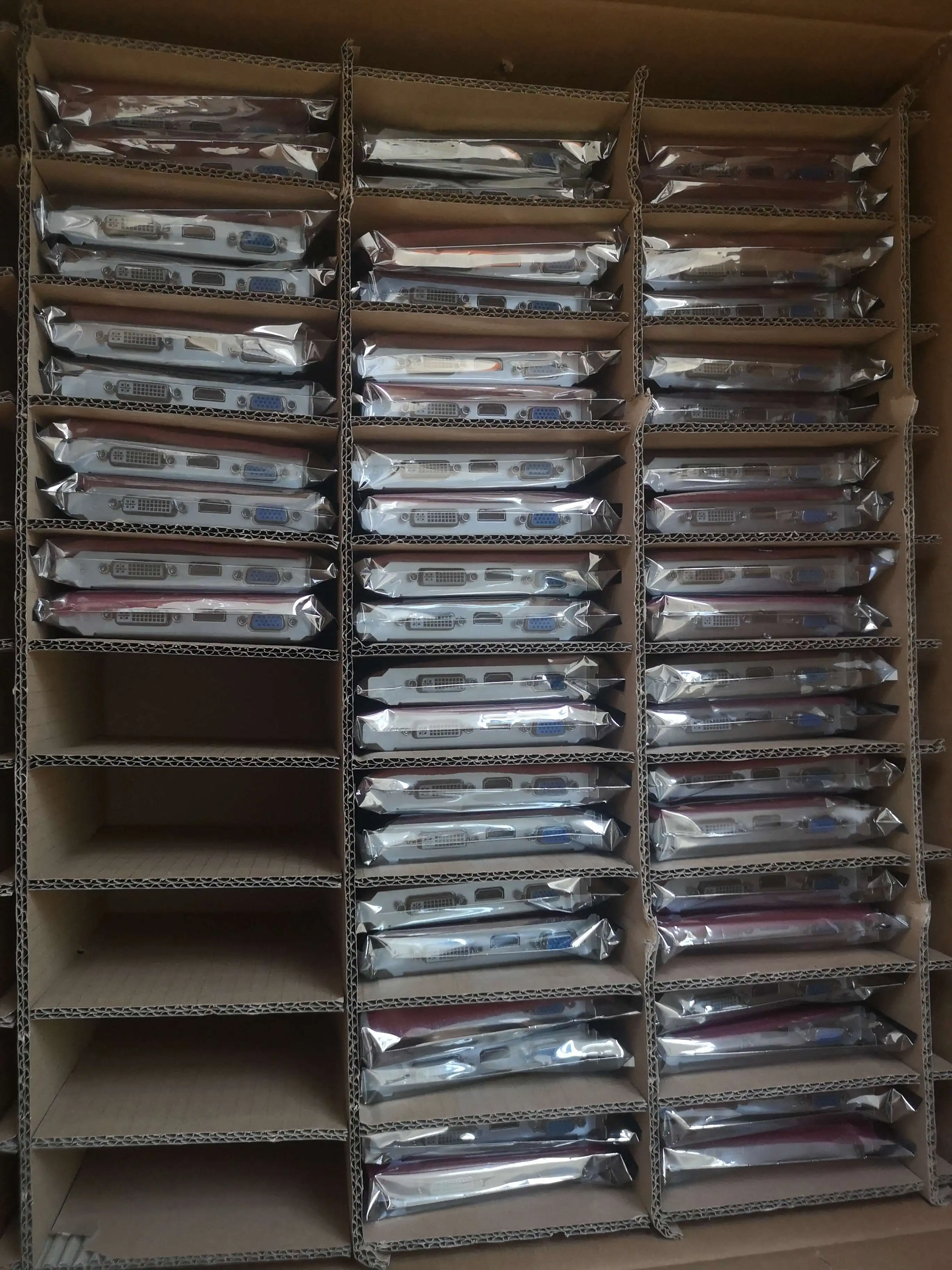 Wholesale GT210 GT220 GT240 GT340 1Gb thin Graphics Card 64bit Ddr3 Video Cards Gpu GT210 1Gb in good price