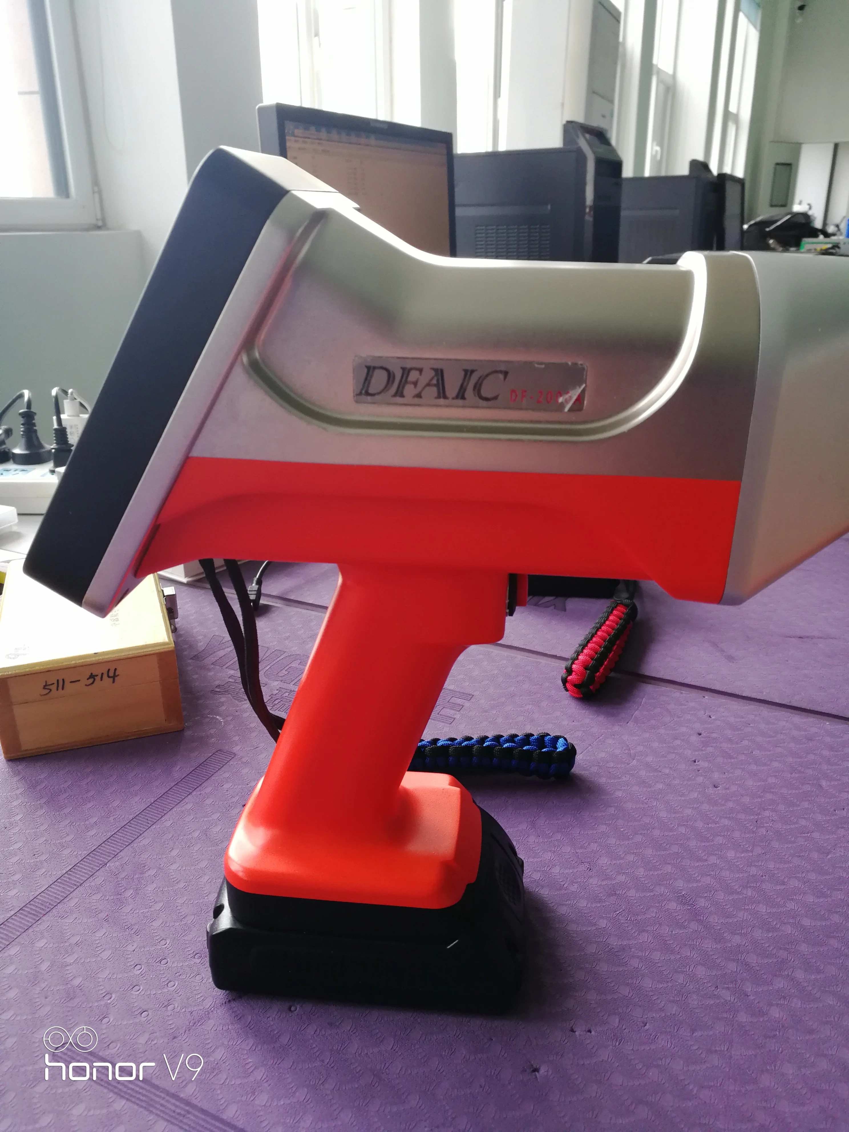 New Xrf Gold Tester Gun Handheld Portable Alloy Analyzer X-Ray Spectrometer