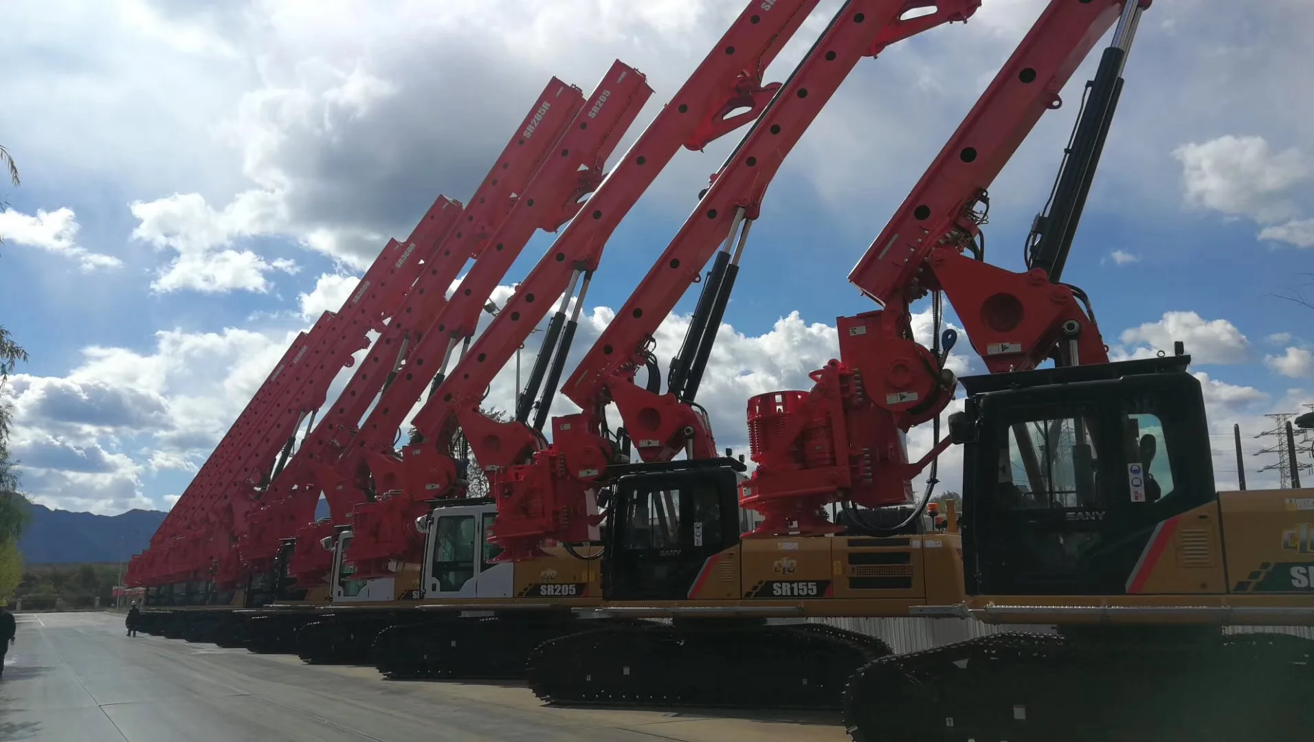 Sr205c Hydraulic Rotary Drilling Rig 64m Mining Machine With Good Quality