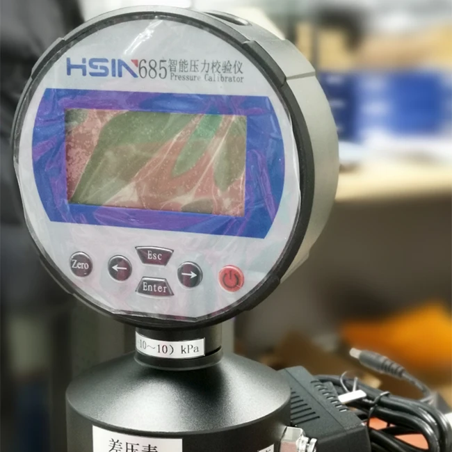 Portable digital pressure transmitter calibrator HSIN685