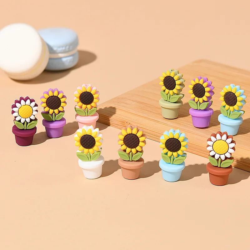 Hot Sale Food Grade Creative Diy Sunflower Pot Shaped Silicone Focal Beads Baby Teething Toys Keychain Accessories No reviews