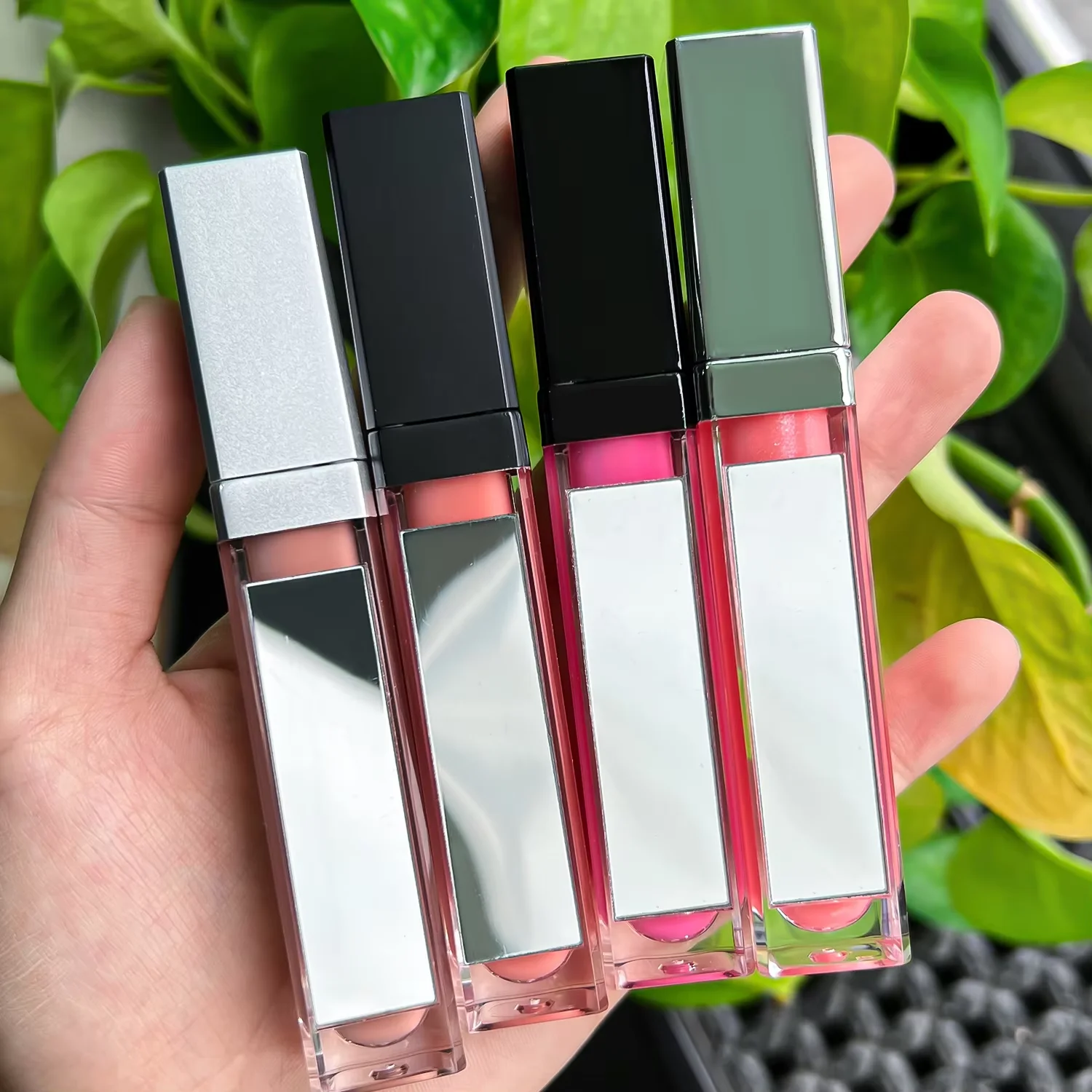 Lip Gloss Wholesale Vegan Natural Lipgloss Gloss Private Label Pigmented Liquid Lipstick Matte with Custom logo Lip gloss