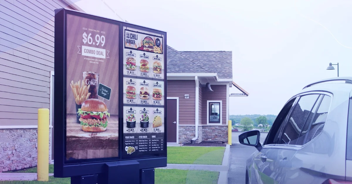 Outdoor Ip66 Waterproof Digital Menu Boards With Single  Dual  Three Lcd Screen Electronic Signs Prices For Drive Thru Menu