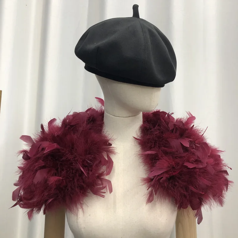 New Style Fluffy Ostrich Feather Fur Capes Wholesale Light Pink Short Fur Shawl 2023