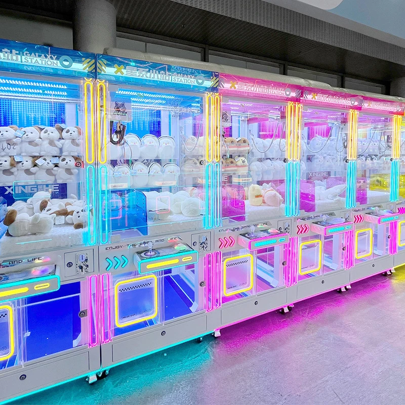 Shopping malls put doll machine can be remote control OEM can be cashed in coin grabbing machine