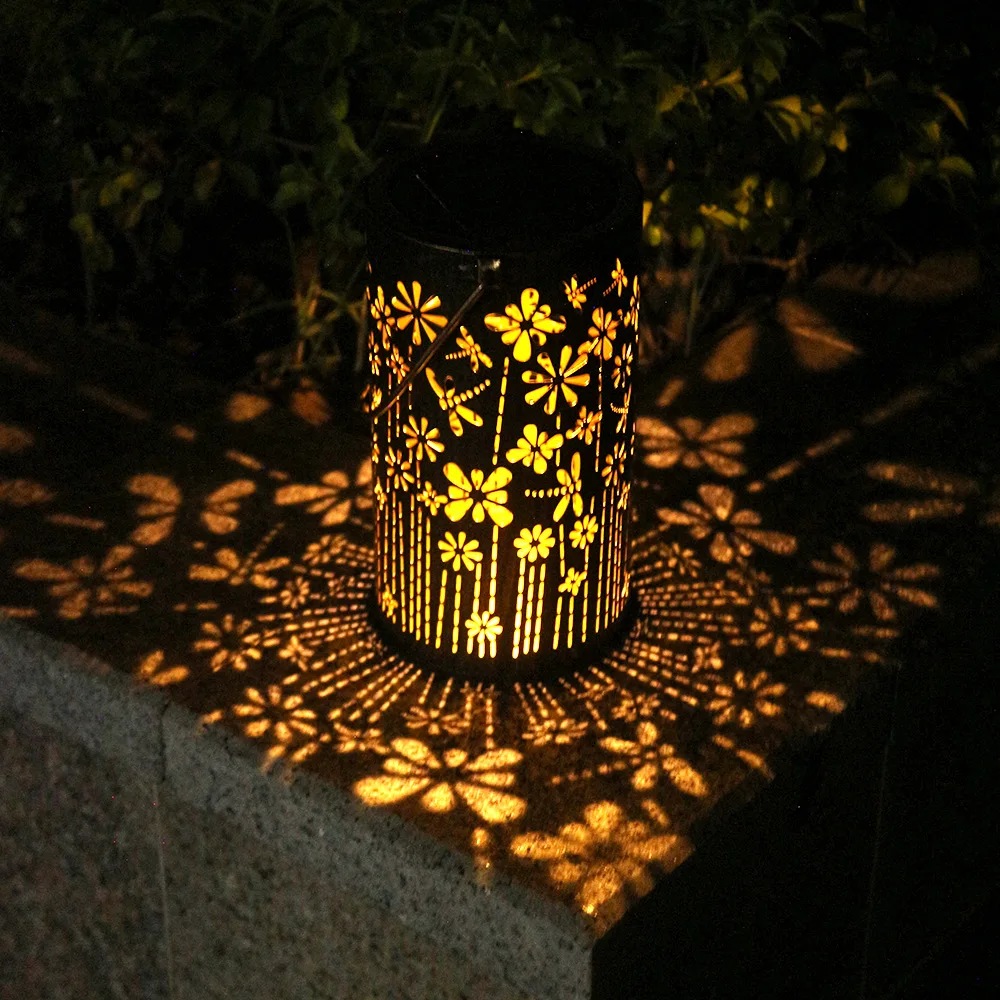 Декоративный светильник из кованого железа