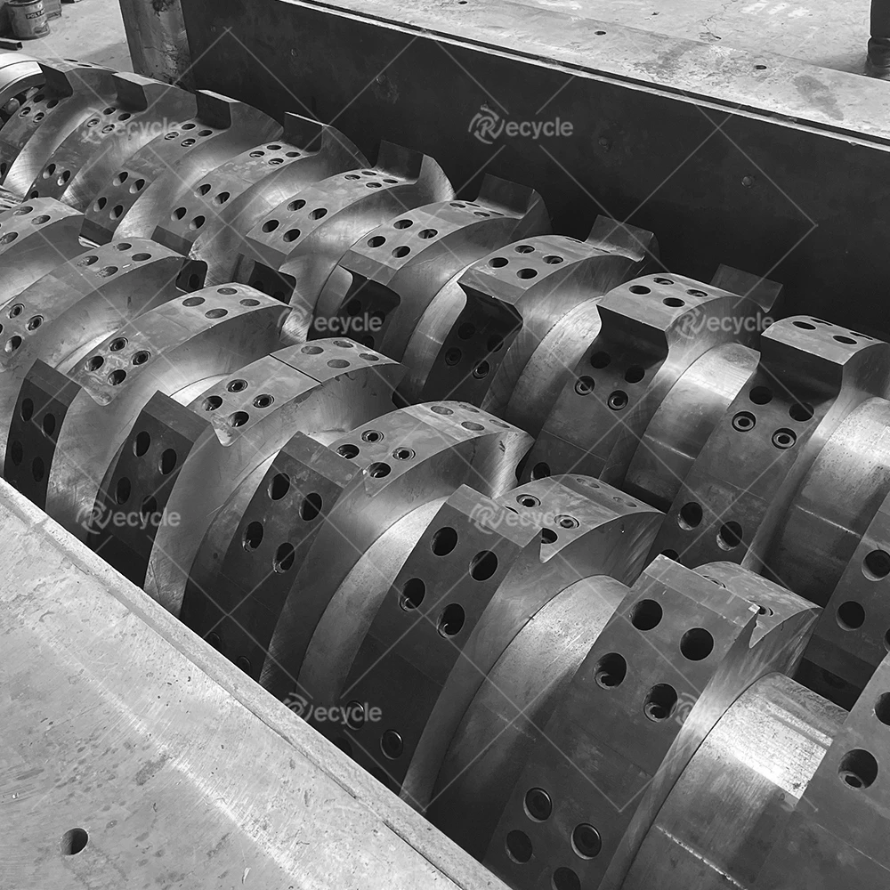 Wonderful Double Two Shaft Shredder Machine for Recycling Metal Scraps Tires Waste Plastic Wood