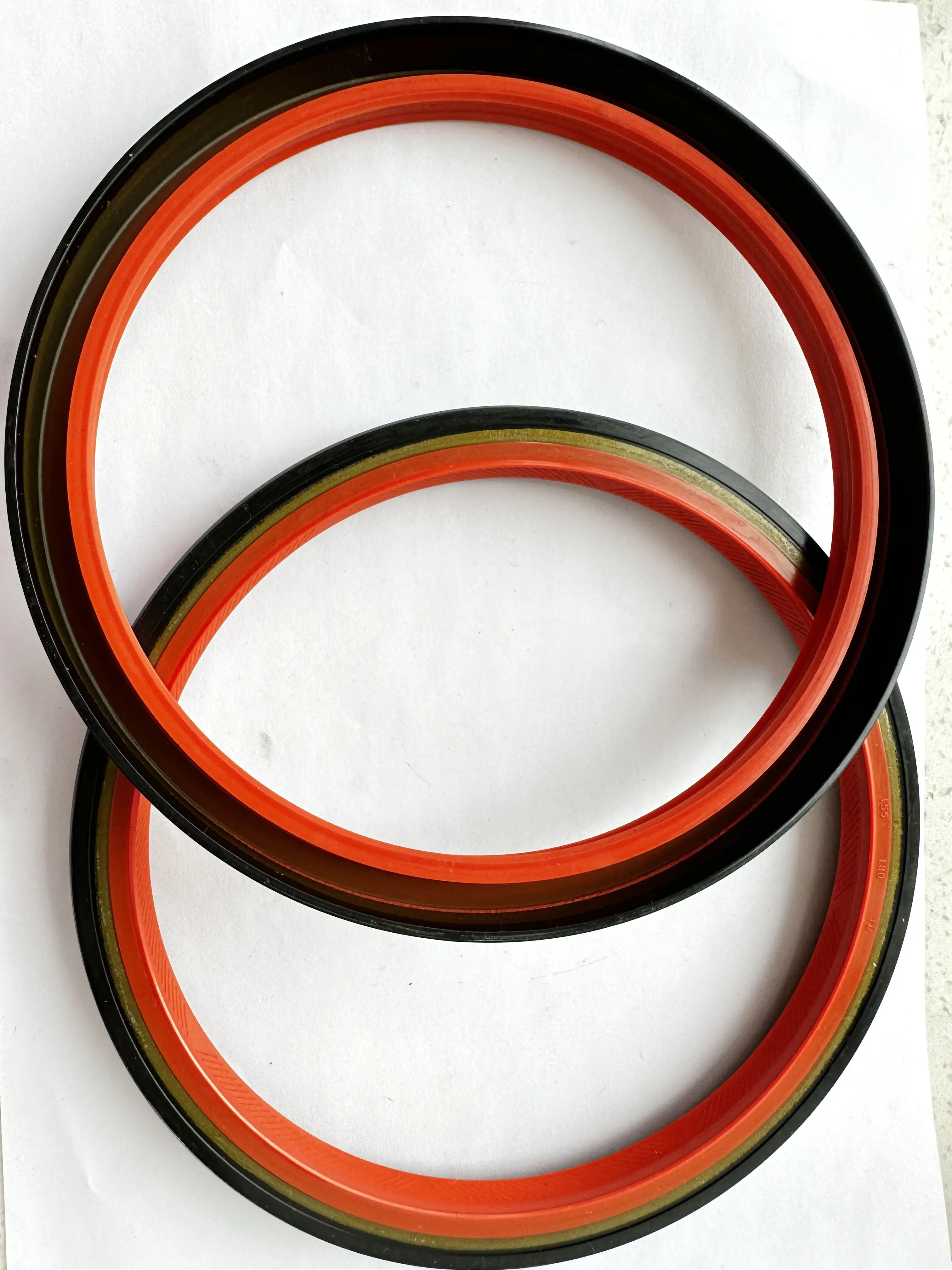 JINQI ISX15 QSX15 ISX QSX Engine spare parts Crankshaft Real Oil Seal 4965569 4926527 4101422 3680095 4962603