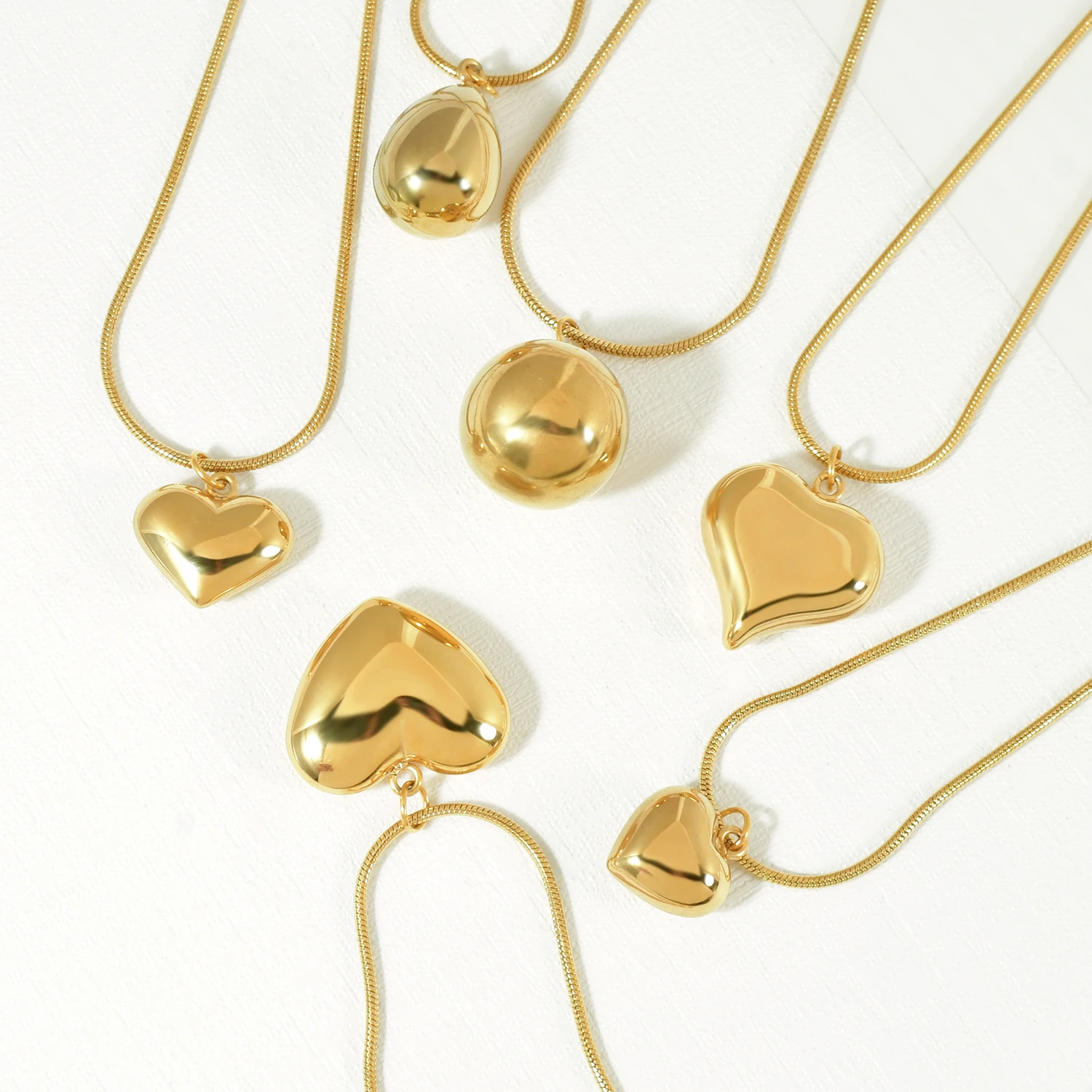 High Polished Stainless Steel Snake Bone Chain Peach Heart Love Clavicle Chain Pendant Necklace Ball Pendant Necklace