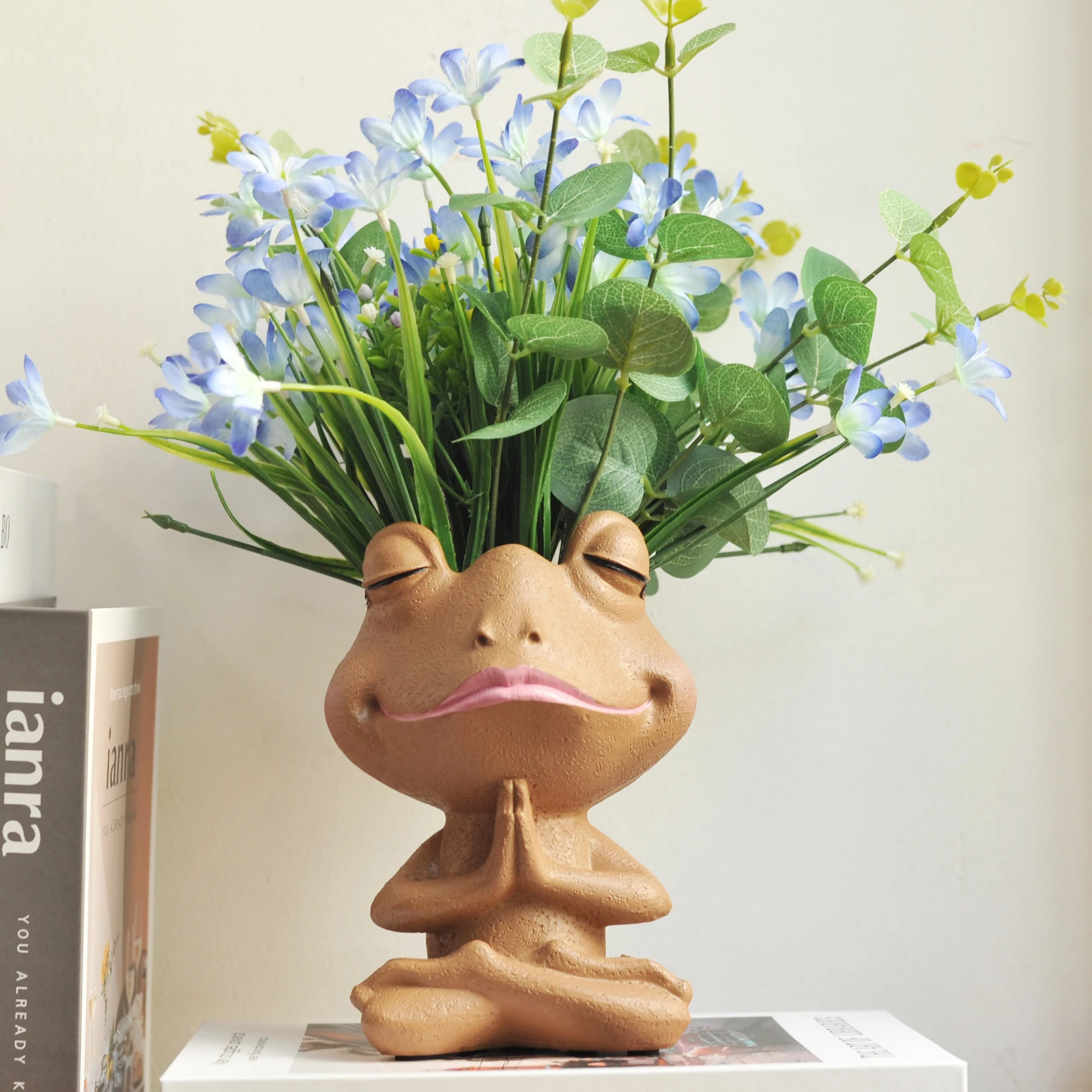 Wholesale Animal Plant Pots Yoga Frog Flower Pots Indoor Desktop Cute Planter