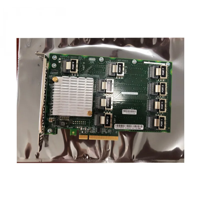 881101-B21  12Gb 24-port SAS Expander Card Kit with Cables