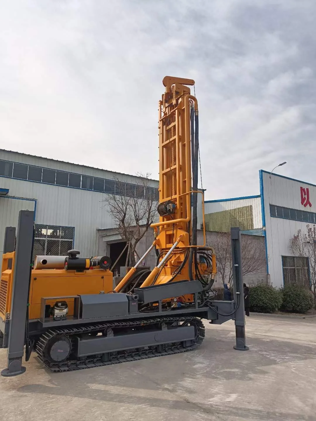 400m deep exploration Borehole air dual water well 300m Mechanical top drive drilling rig equipment for sale South Africa