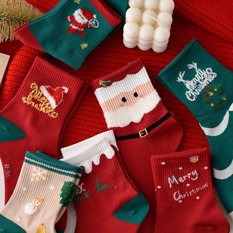 Wholesale Hot Sale 5 pack Cotton Women Christmas Socks Cheap Cute New design gift socks