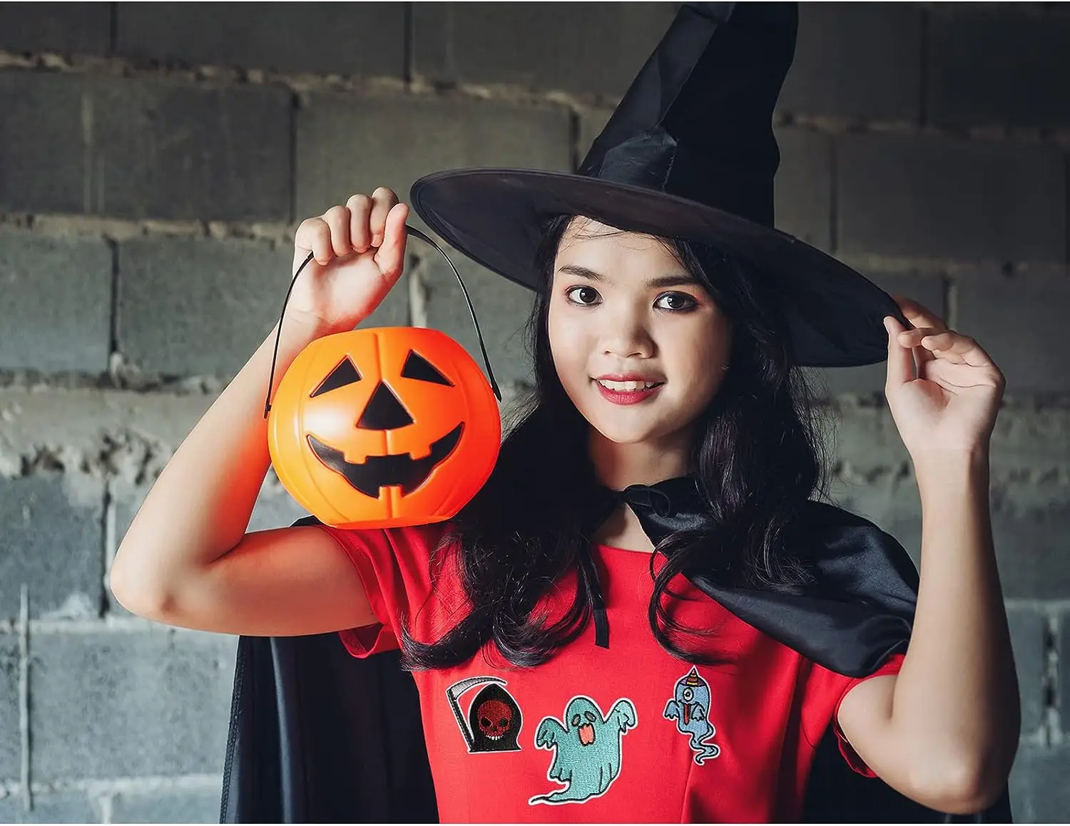 Factory Custom halloween cartoon Clothing cloth Embroidery Iron On Patch For Clothes hats Embroidered Patches