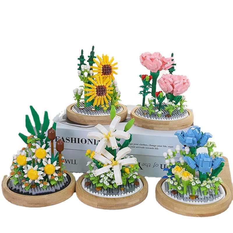 Sunflower Lily Rose Tulips Bouquet Immortal Daisy Flower Mini Brick Toy With Display DIY Home Decor Micro Building Blocks