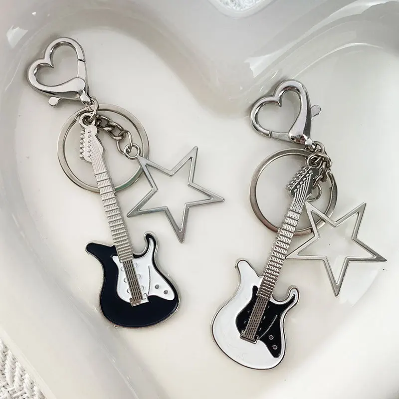 Wholesale Guitar Metal Keychains Rock Music Accessories Cute Star Key Chain Key Rings For Girl Women Music Lovers