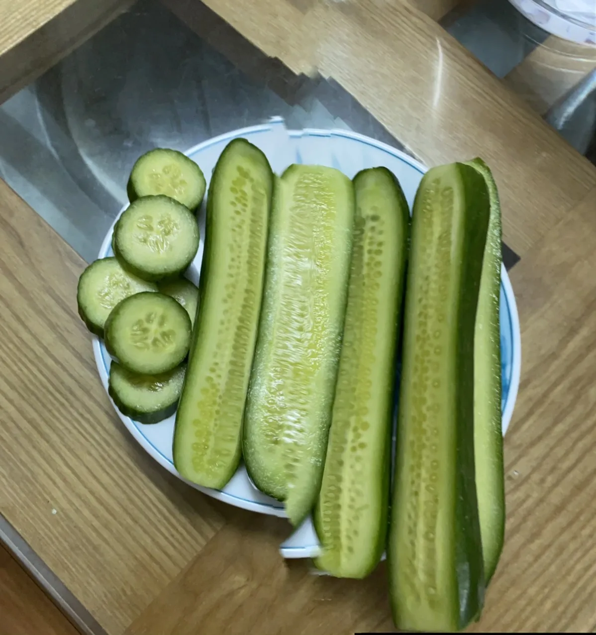 Компания, производящая репутационную и качественную продукцию из Вьетнама, свежий и сочный молодой огурец оптом, купить сейчас по лучшей цене