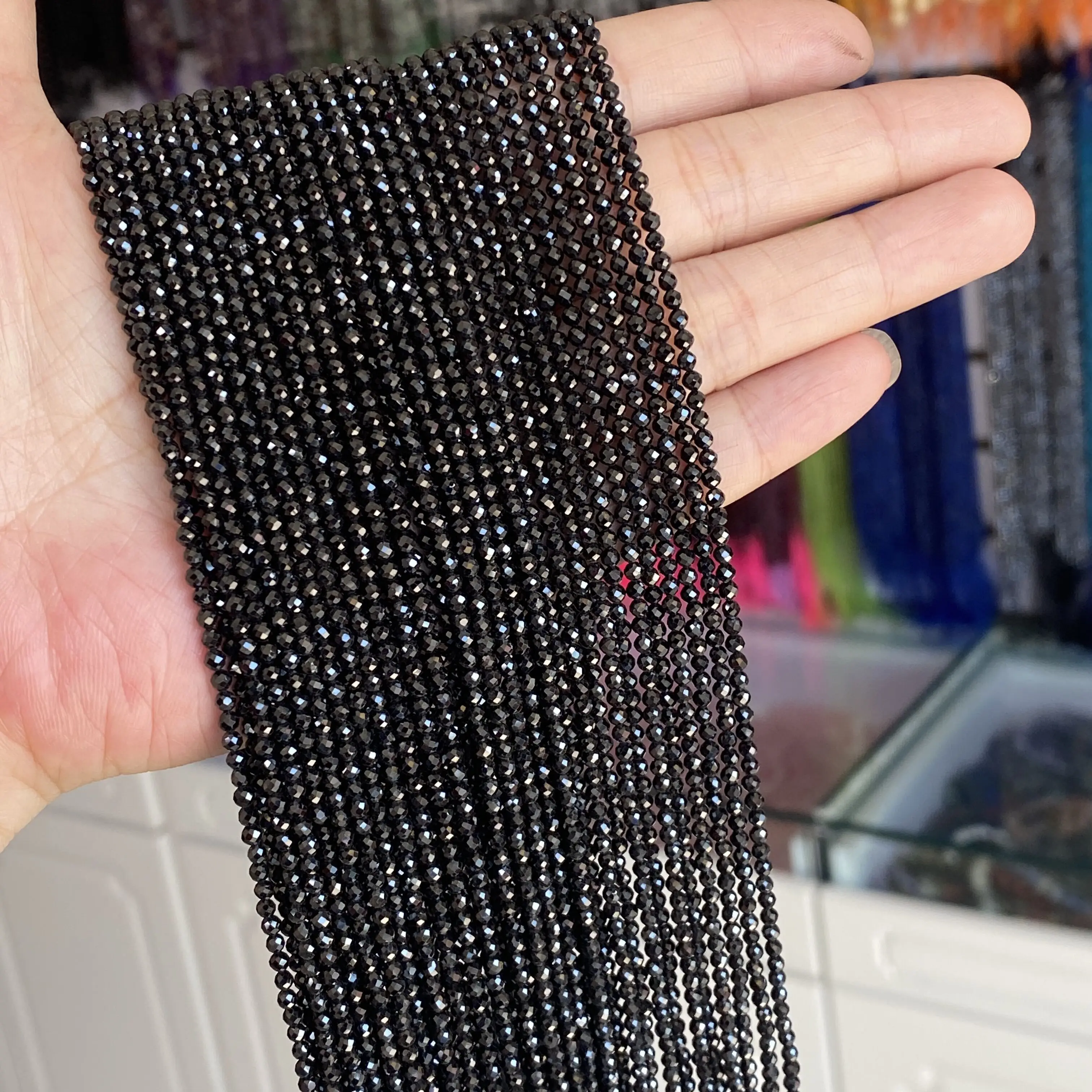 Natural Stone 2mm 3mm 4mm Faceted Cutting Loose Round Black Spinel Beads for Jewelry Making