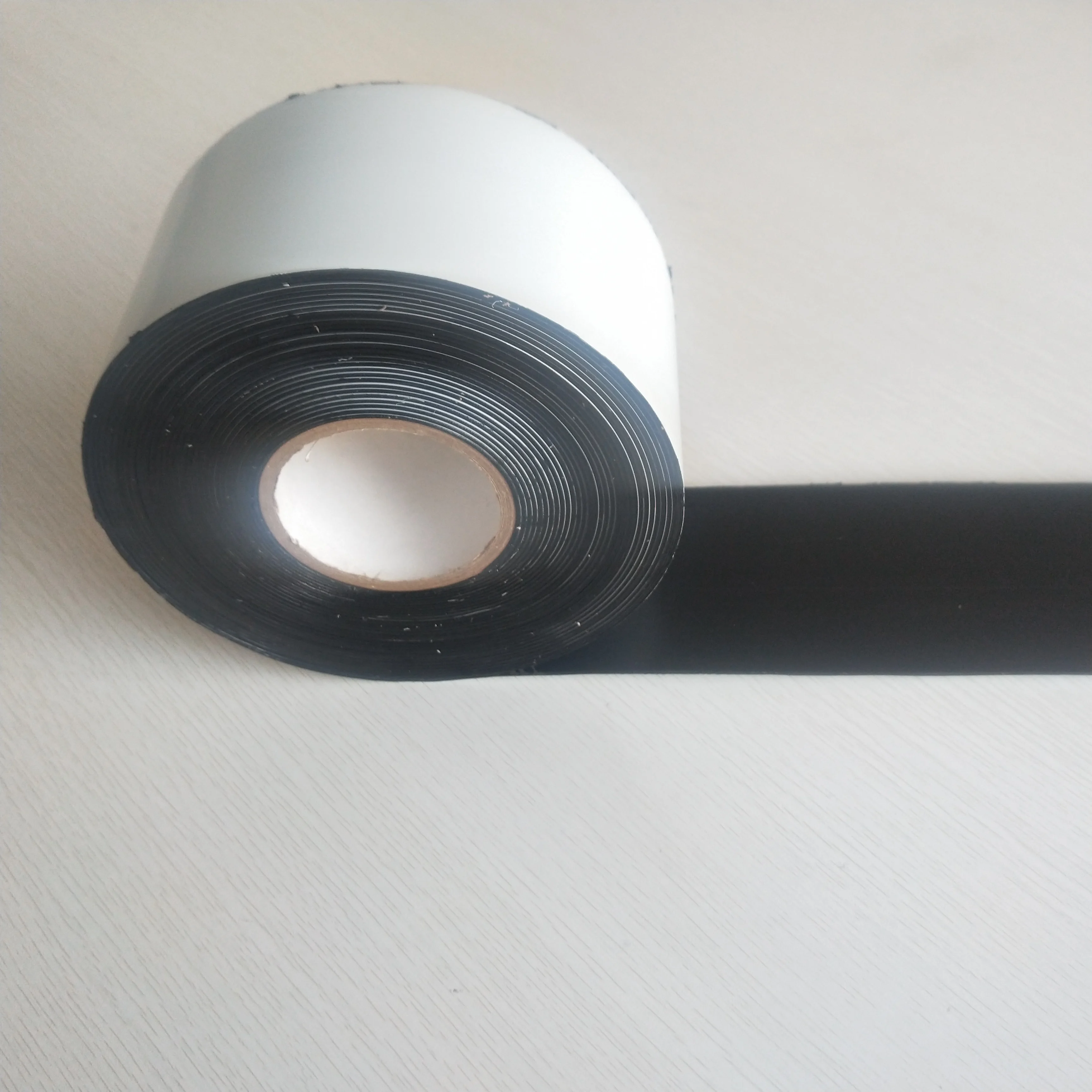 Roofing Repair Self Adhesive Flashing Tape Roll Stop Leak Bitumen tape