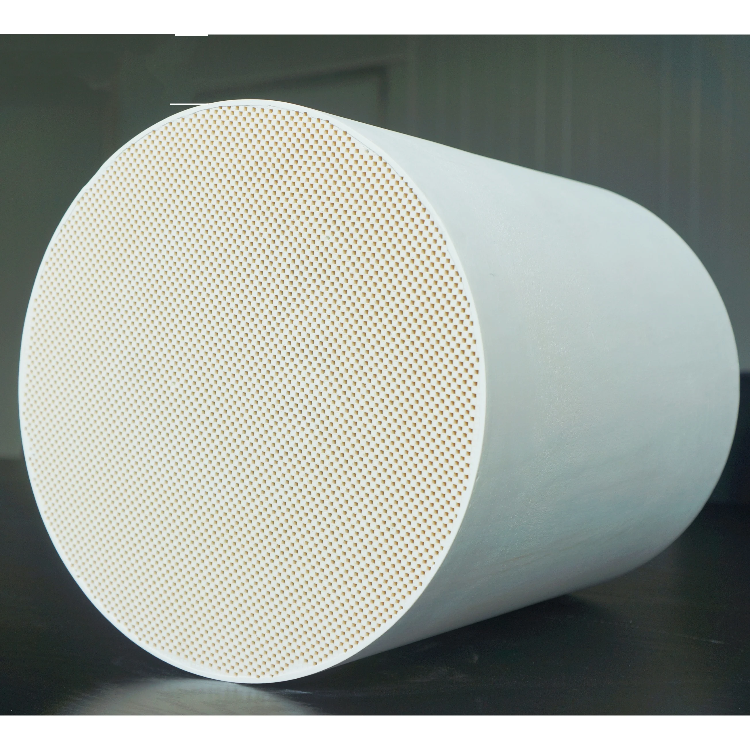 200Cell Honeycomb Catalytic Converter Filter DPF Ceramic Substrate for Diesel exhaust