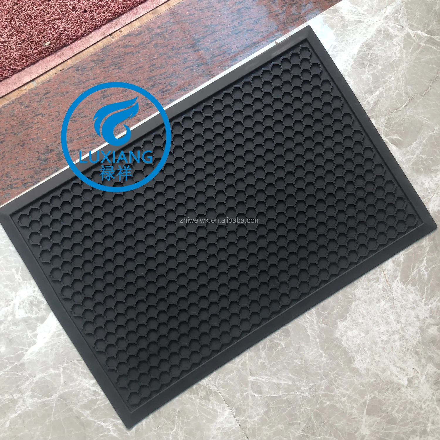 Spot PVC Entry Door  Bathroom Mat  Household Drain Mat  Honeycomb Sterilization Mat