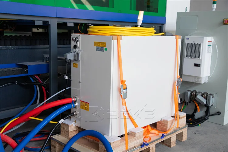 Cpycut system Exchange table 3015 12kw  laser cutting machine price stainless steel sheet cutting with good sale