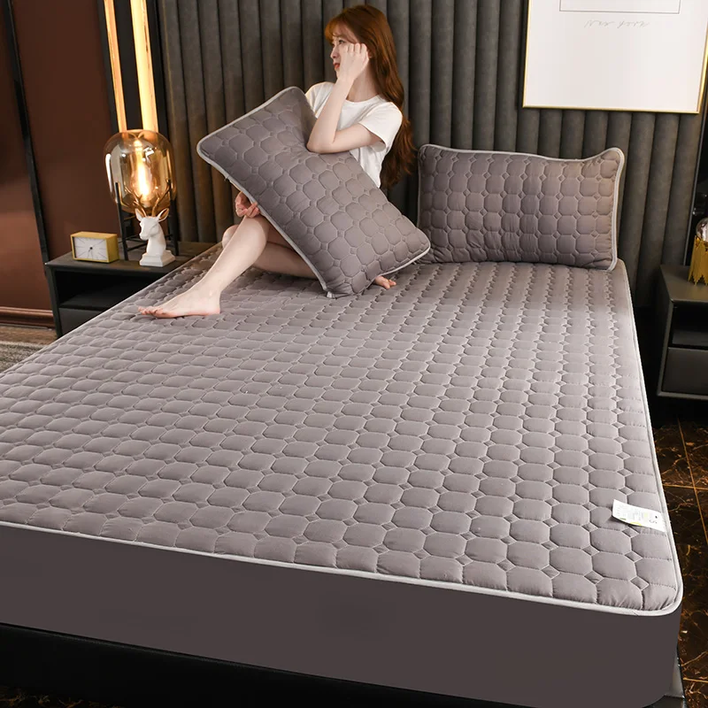 high-end Mattress Protector Quilted Fashion fitted sheet For family