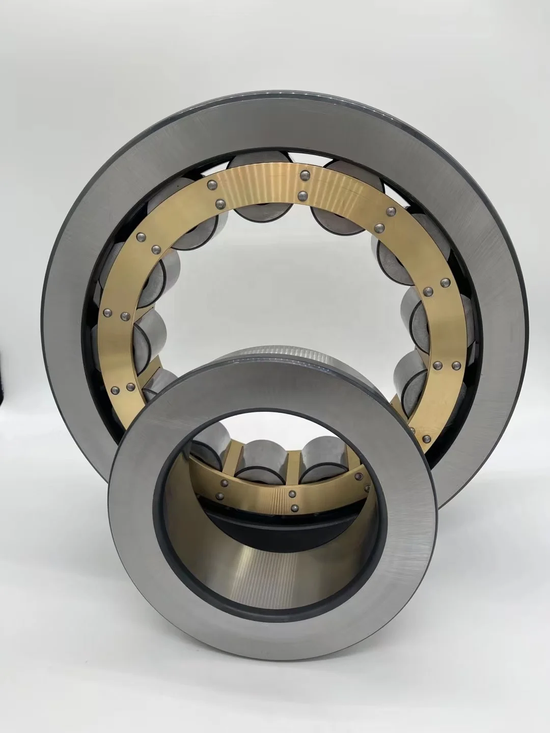 nj215m Cylindrical Roller Bearing    America Business Custom OEM Europe brass cage