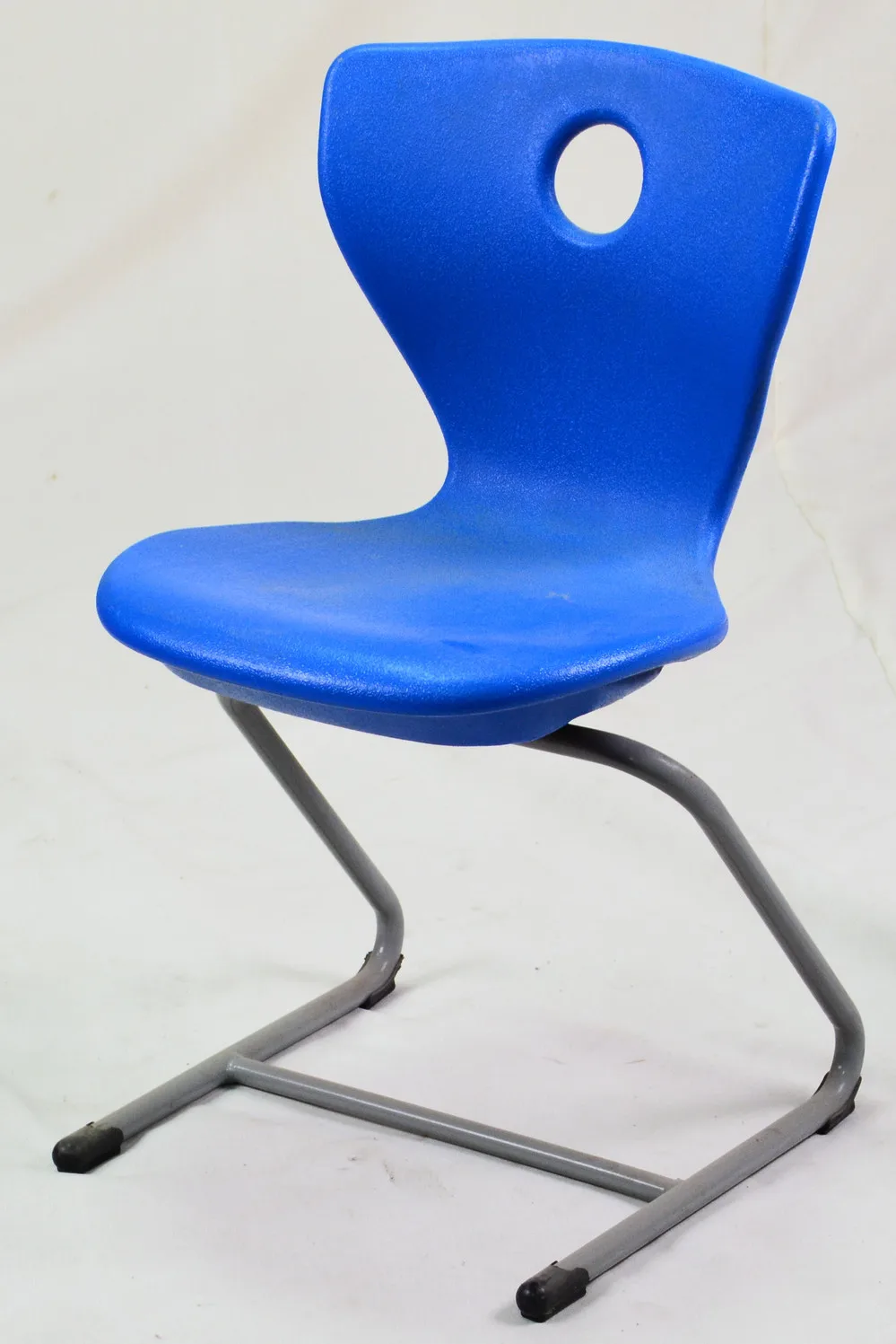 
Durable Plastic Quality Guaranteed School Table and Chairs 