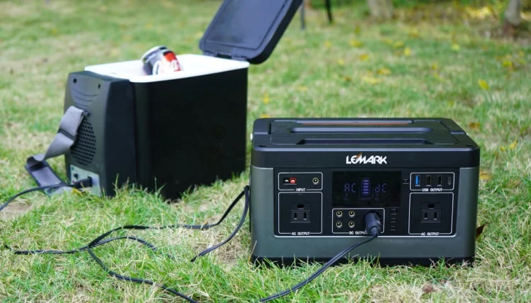 
500W Power Bank Lithium Battery Power Supply 140400mAh Capacity Portable Solar Power Station for Camping fishing hiking 