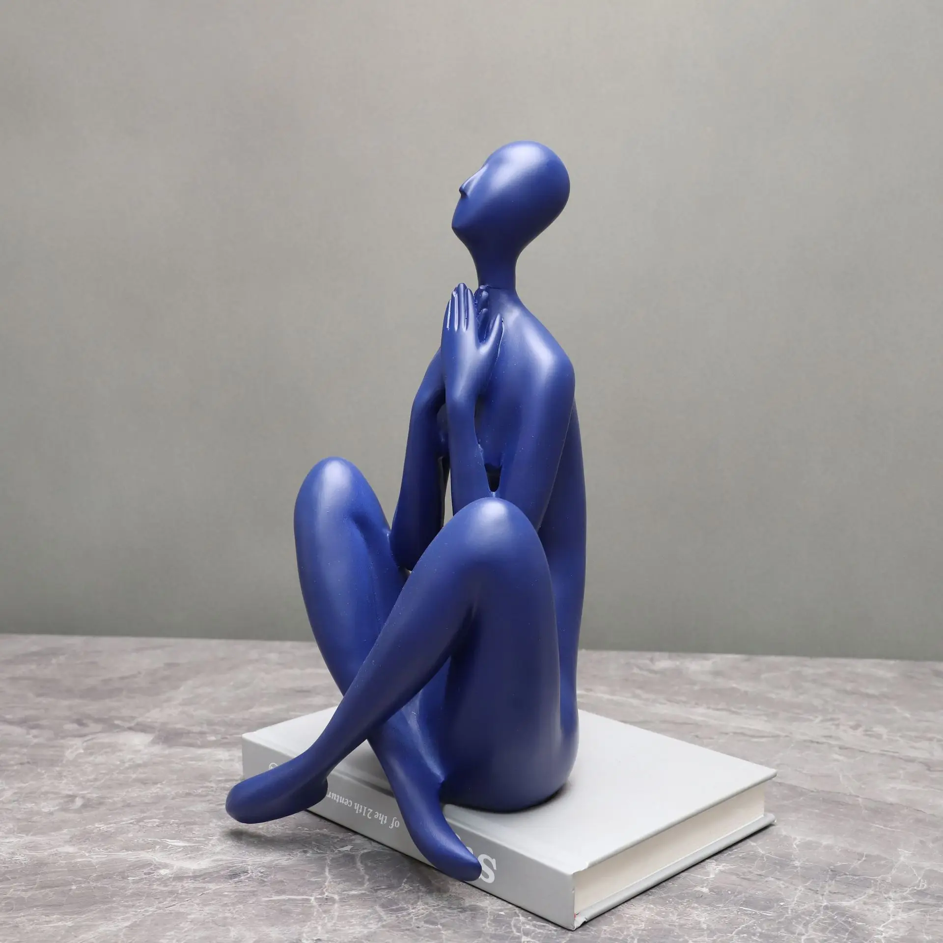 Nordic Home Decor Abstract Figures Abstract Sculpture Ornaments Resin Thinker Figure Resin Sculpture