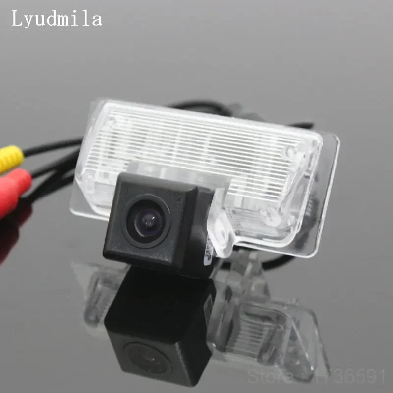 Car Reverse Camera For Nissan NV350 Caravan Urvan E26 2012-2020 Rear View HD CCD Night Vision