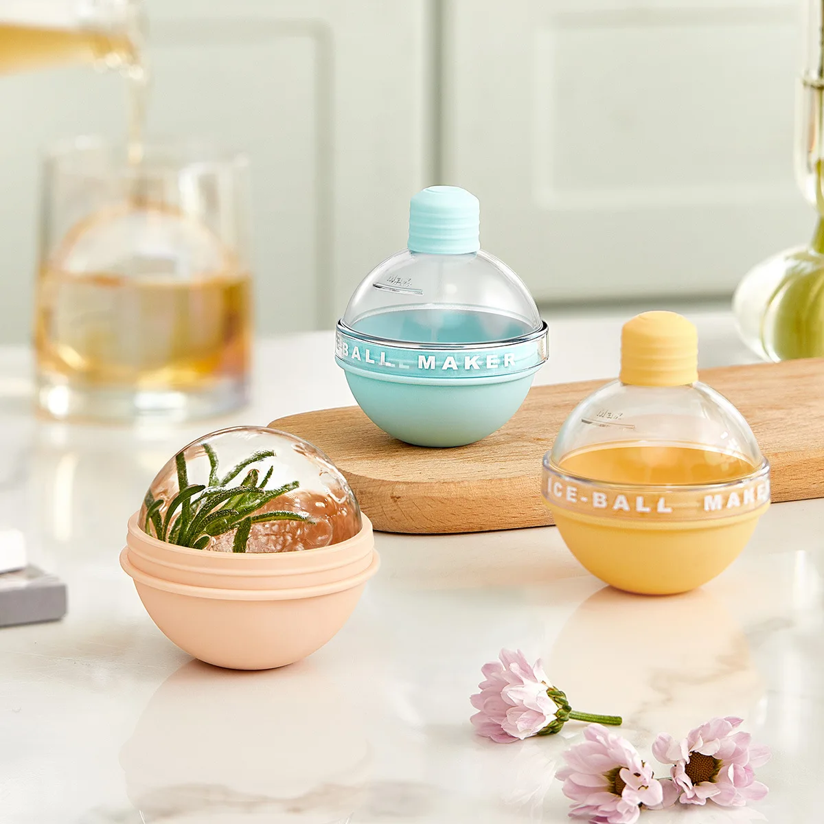 2022 New Whiskey Ice Ball Maker Round Silicone Ice Cube Mold Ice Ball Maker