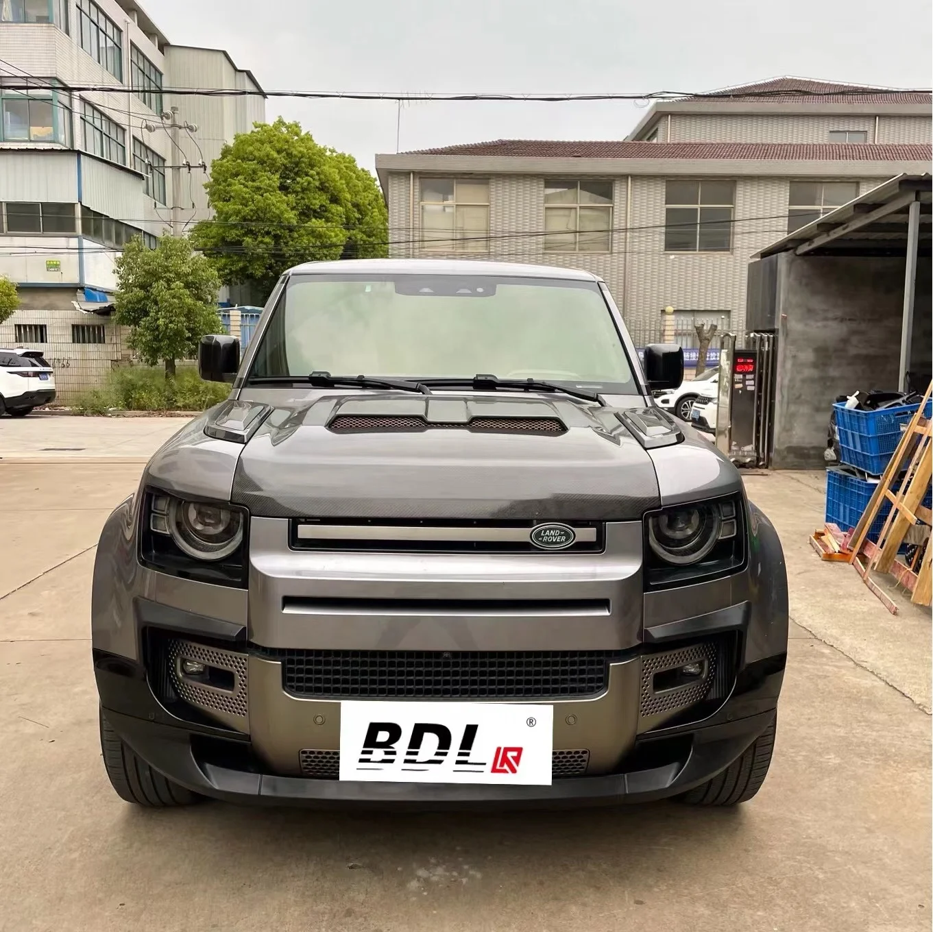 Front Splitter Gloss  Black For Land Rover DEFENDER 2020 90/110