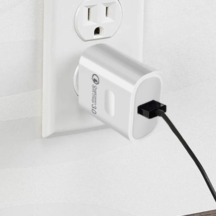 Быстрое зарядное устройство для мобильного телефона