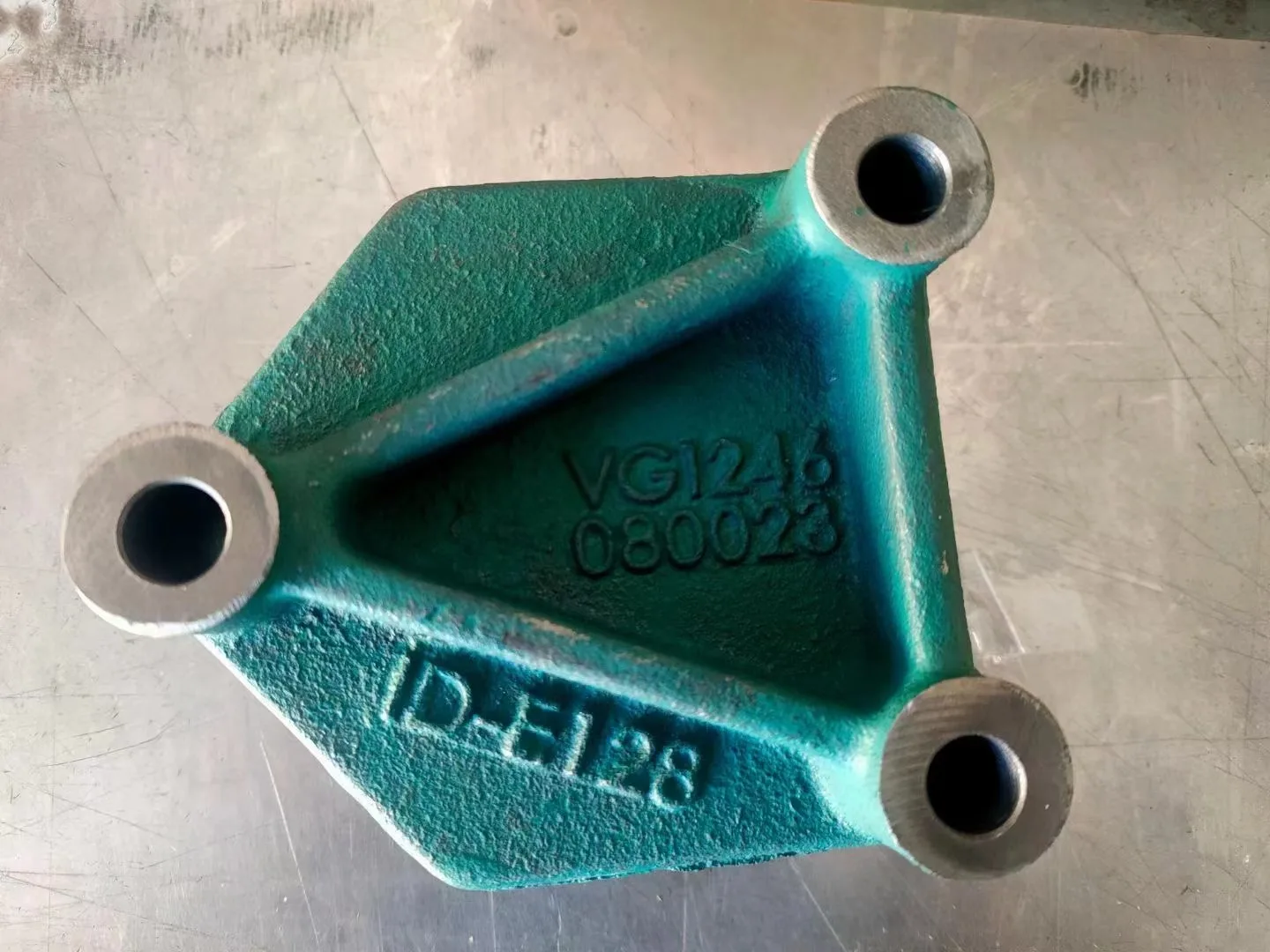 fuel filter bracket1.jpg