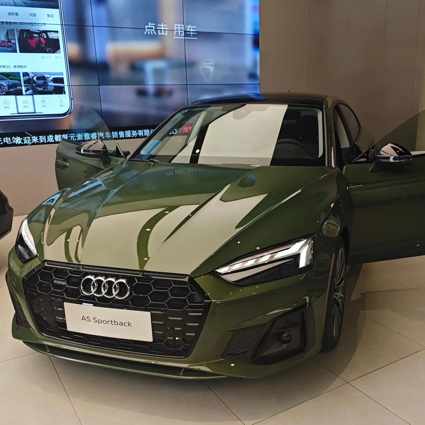 2024 Audis A5 Sportback 40 TFSI динамический 5-дверный 5-местный хэтчбек с турбонаддувом автоматическая коробка передач максимальной скоростью 244 км/ч