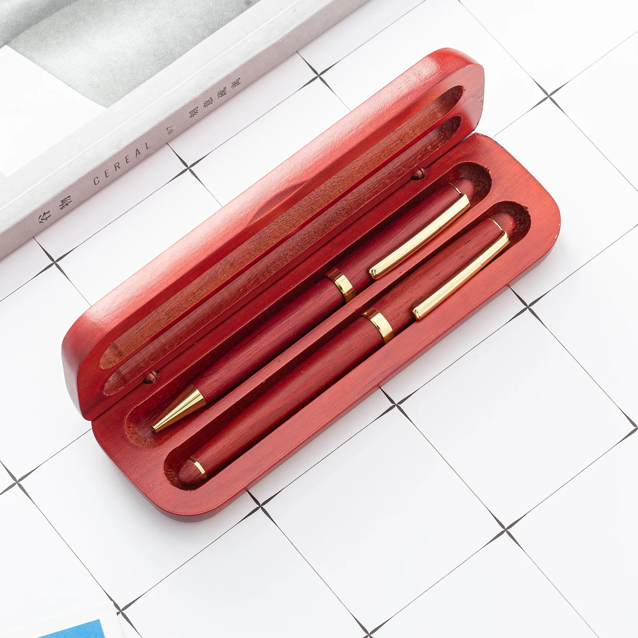 High Quality Luxury Gift Pen Set Customized Engraved Logo Two Wooden Pen Roller Pen With Box