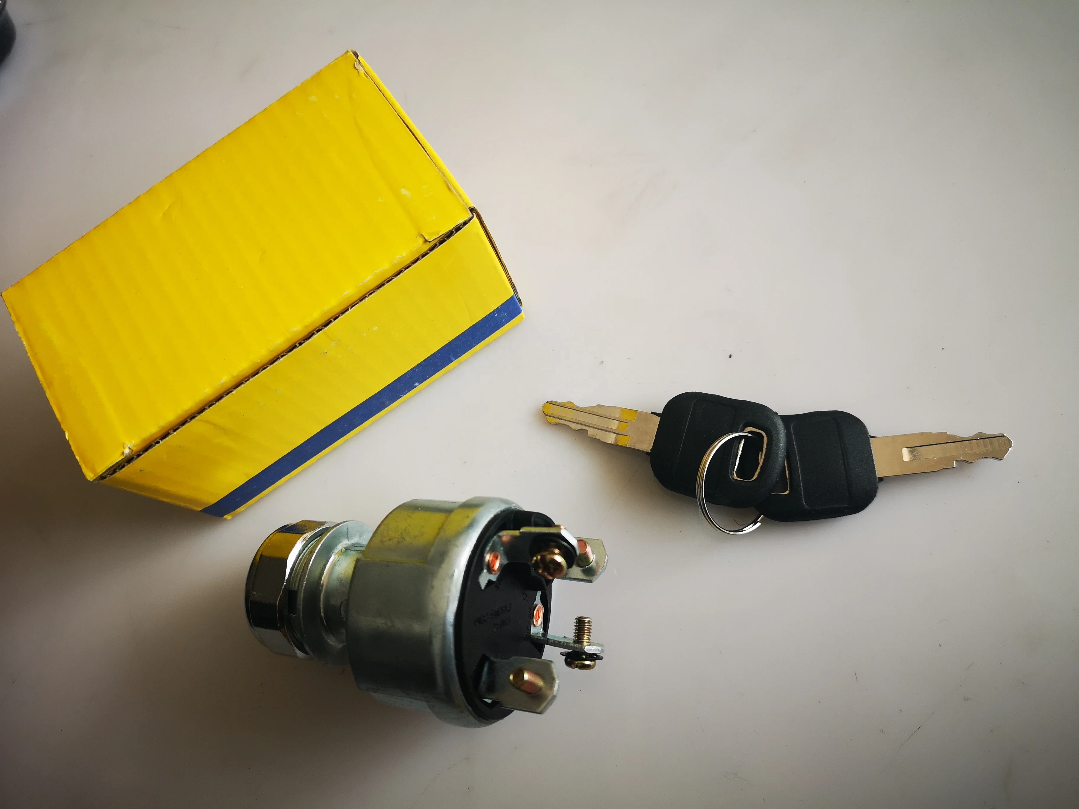 New Igniction key with 2 Keys 9G7641  9G-7641,