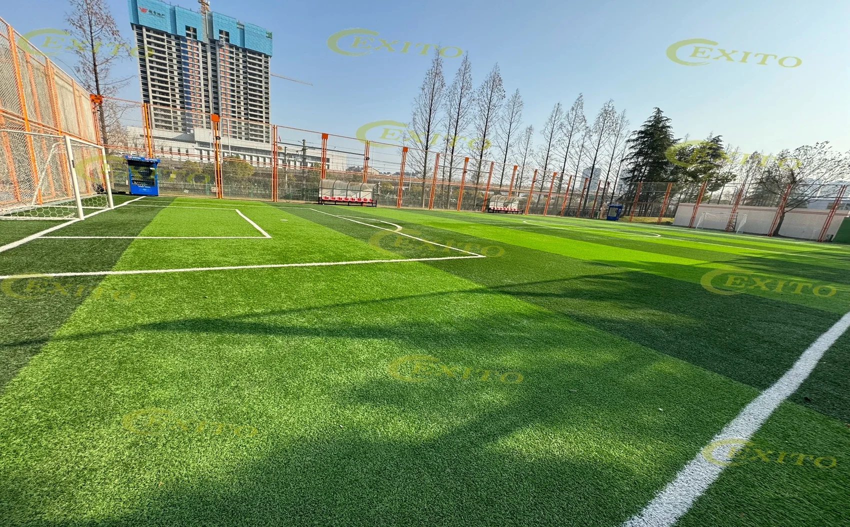Футбольная площадка для игры в футбол