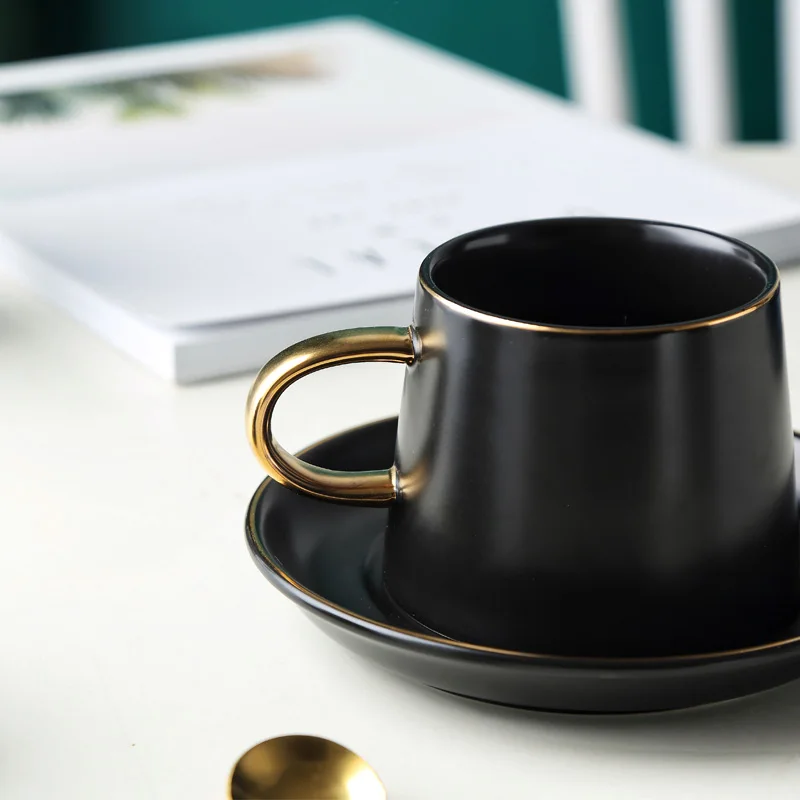 
Hot Sell New Design Gold Rimmed Porcelain Coffee Cup and Saucer 