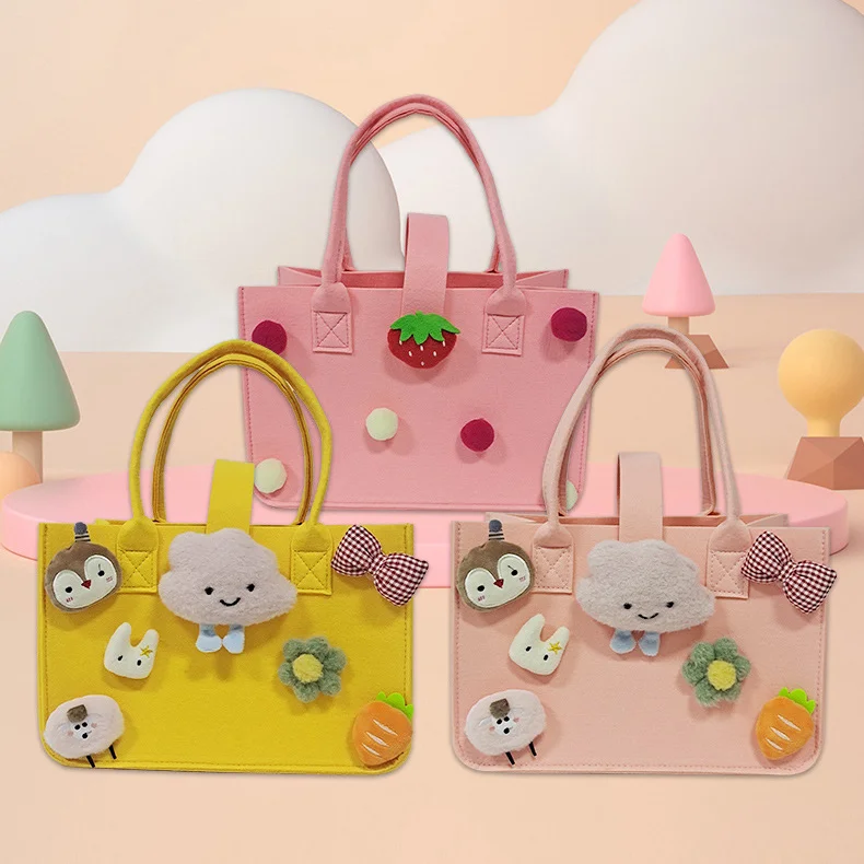 RU Strict selection felt bags in stock wholesale hand gifts cartoon felt handbags hundred day banquet gifts felt handbags
