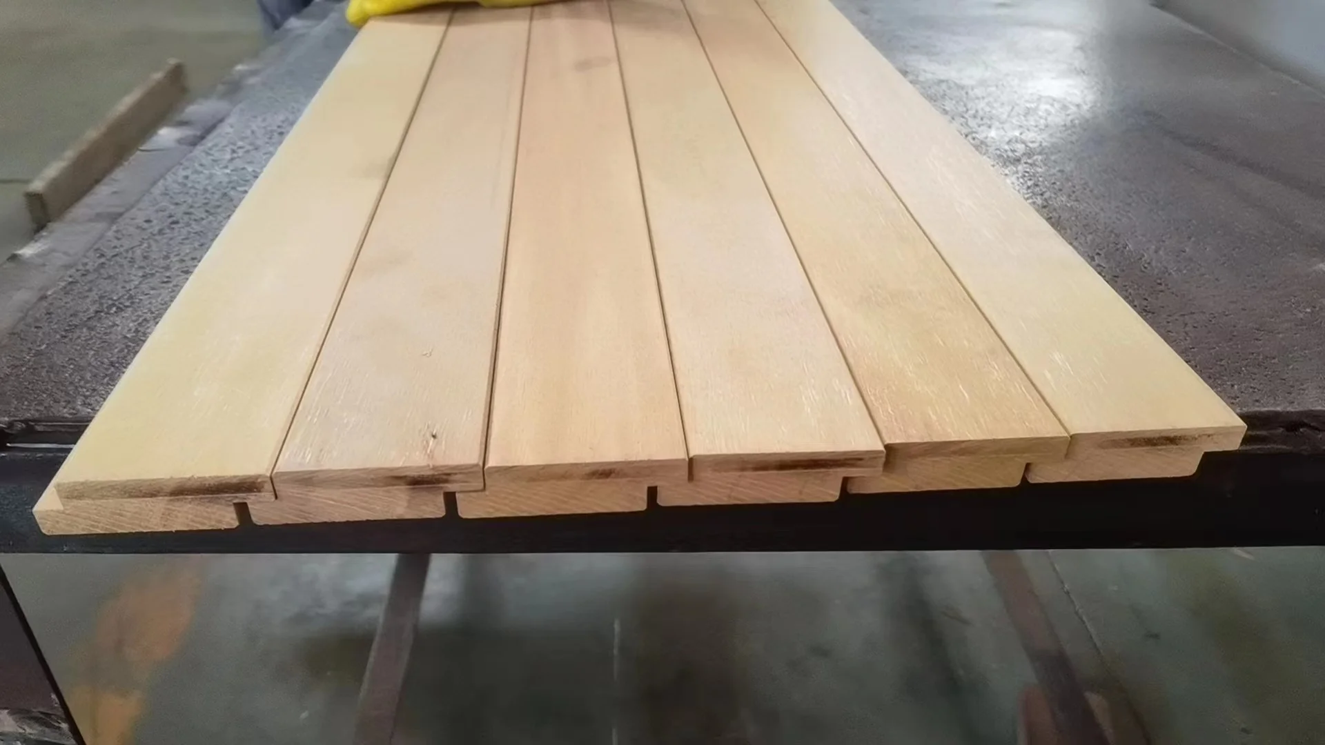 outdoor wall cladding shiplap profile garapa hardwood siding