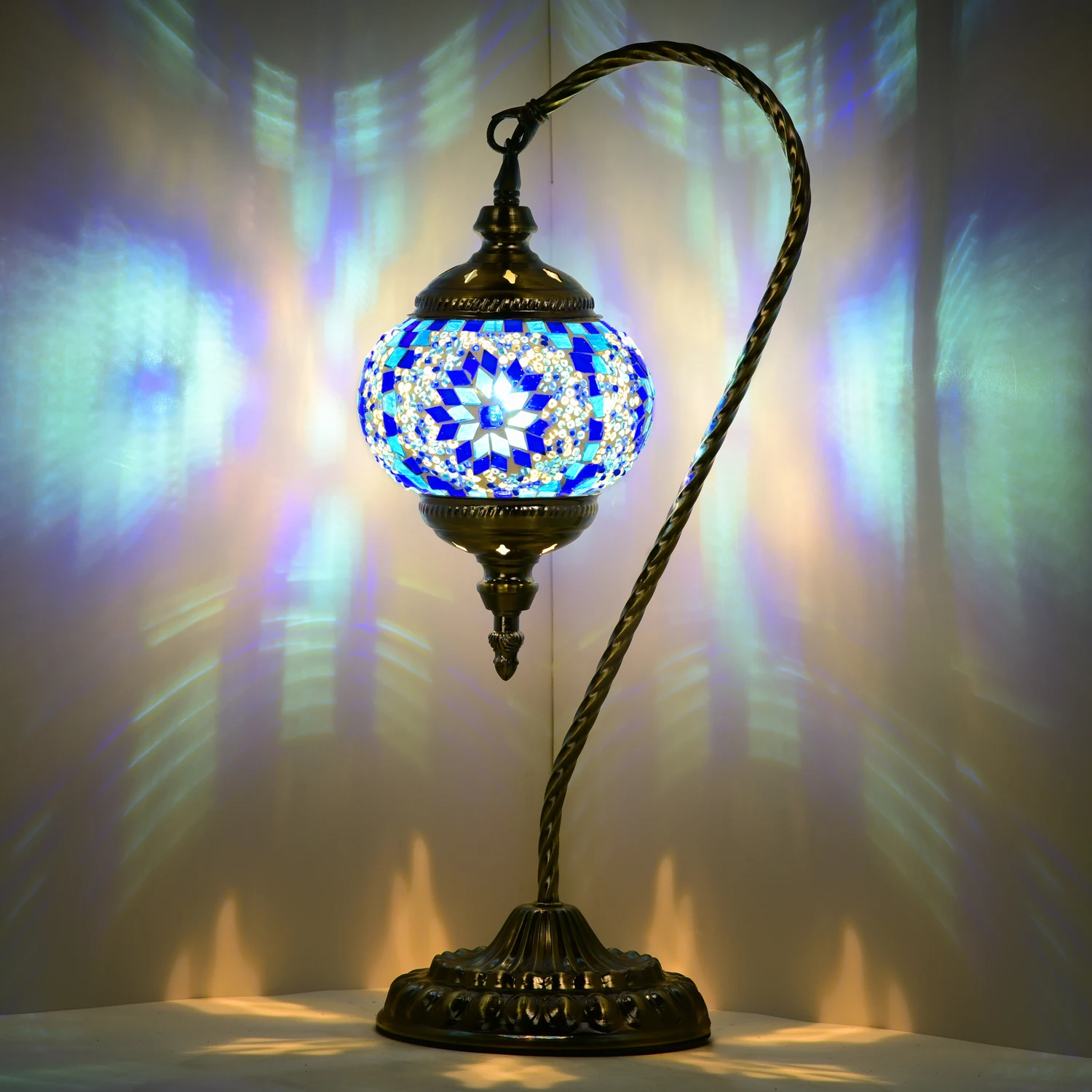 Marrakech Hot Sale Romantic Decoration Handmade  Swan Neck Glass Turkish  Mosaic Table Lamp