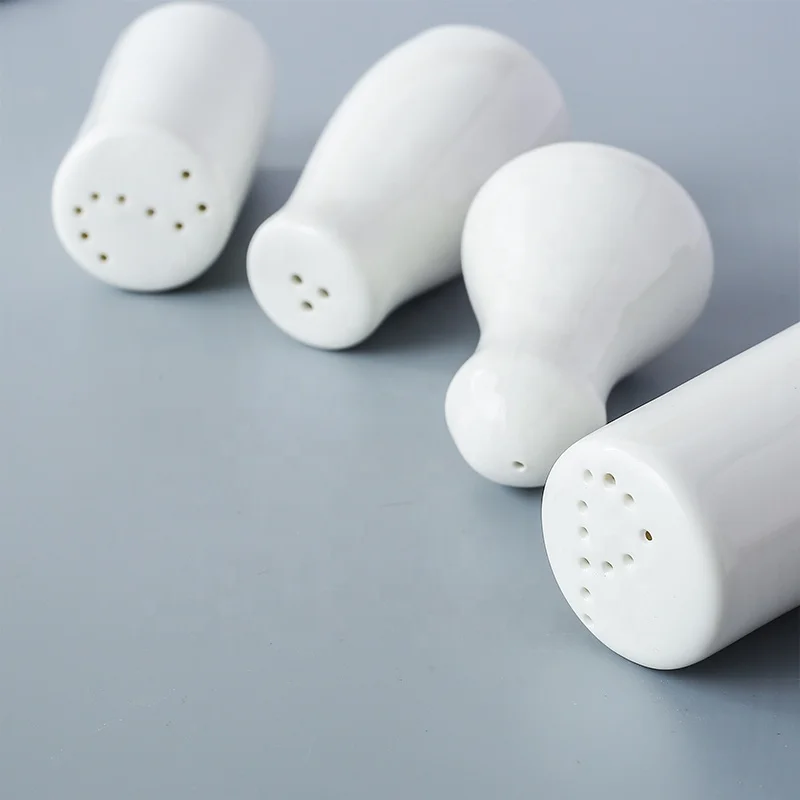 Ceramic Spice Jar Kitchen Supplies Pepper Bottle Porous Single Hole Pure White Simple Seasoning Bottle